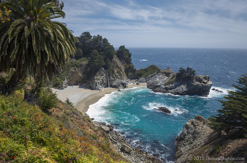 McWay Falls - une cascade dans l'océan de Big Sur en Californie McWay Falls une cascade dans l ocean de Big Sur en Californie 3 McWay-Falls-une-cascade-dans-l-ocean-de-Big-Sur-en-Californie-3