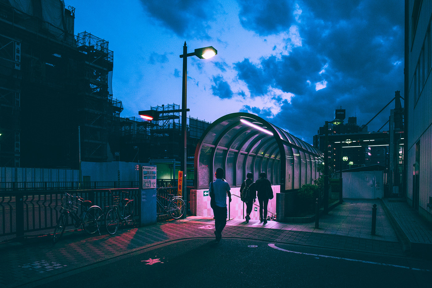 Neon dreams - Tokyo de nuit par Matthieu Bühler Neon dreams Tokyo de nuit par Matthieu Buhler 13 Neon-dreams-Tokyo-de-nuit-par-Matthieu-Buhler-13