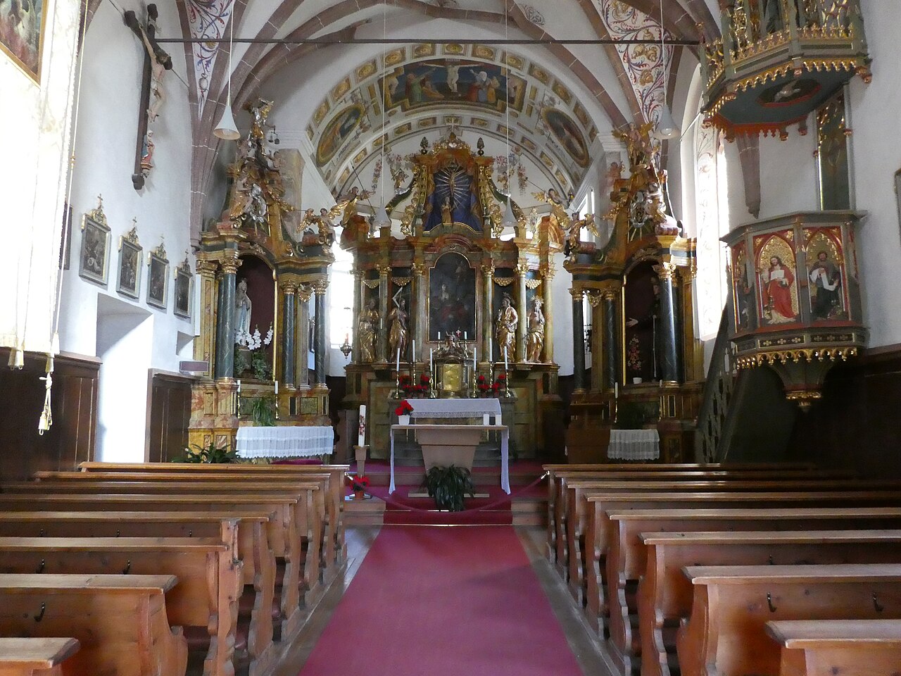 Intérieur baroque de l’église Santa Maddalena dans le Val di Funes Intérieur baroque de l’église Santa Maddalena dans le Val di Funes