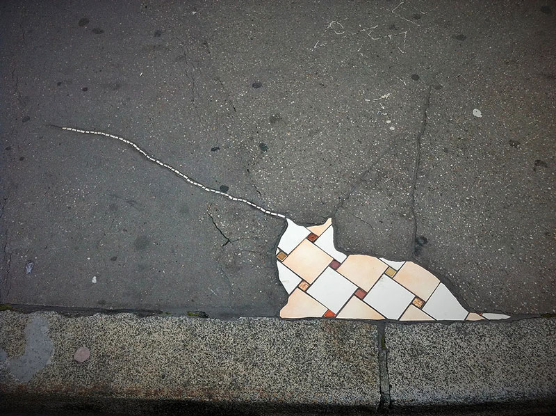 Ememem le chirurgien de la chaussée met de la mosaique dans les nids de poule Ememem le chirurgien de la chaussee met de la mosaique dans les nids de poule 11 Ememem-le-chirurgien-de-la-chaussee-met-de-la-mosaique-dans-les-nids-de-poule-11