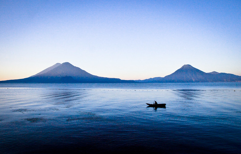 La beauté volcanique du lac Atitlan au Guatemala La beaute volcanique du lac Atitlan au Guatemala 10 La-beaute-volcanique-du-lac-Atitlan-au-Guatemala-10