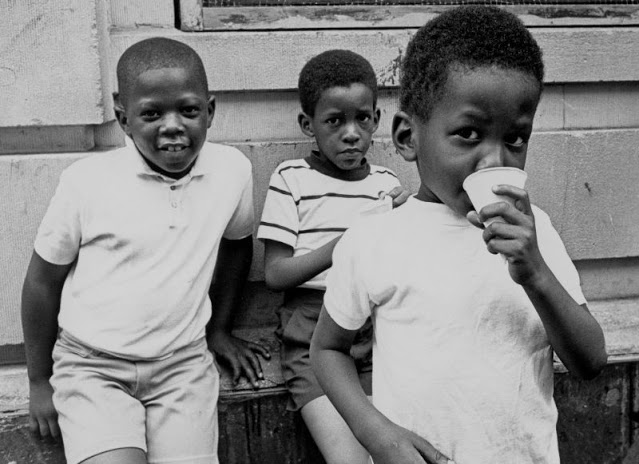 La vie dans les rues de Washington Heights dans les années 1970 La vie dans les rues de Washington Heights dans les annees 1970 15 La-vie-dans-les-rues-de-Washington-Heights-dans-les-annees-1970-15