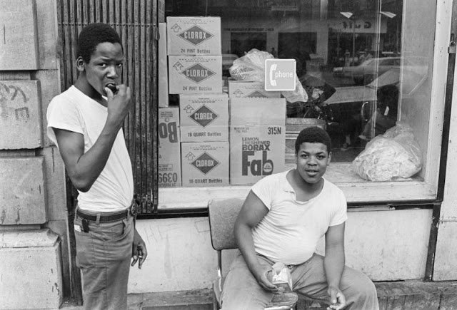 La vie dans les rues de Washington Heights dans les années 1970 La vie dans les rues de Washington Heights dans les annees 1970 39 La-vie-dans-les-rues-de-Washington-Heights-dans-les-annees-1970-39