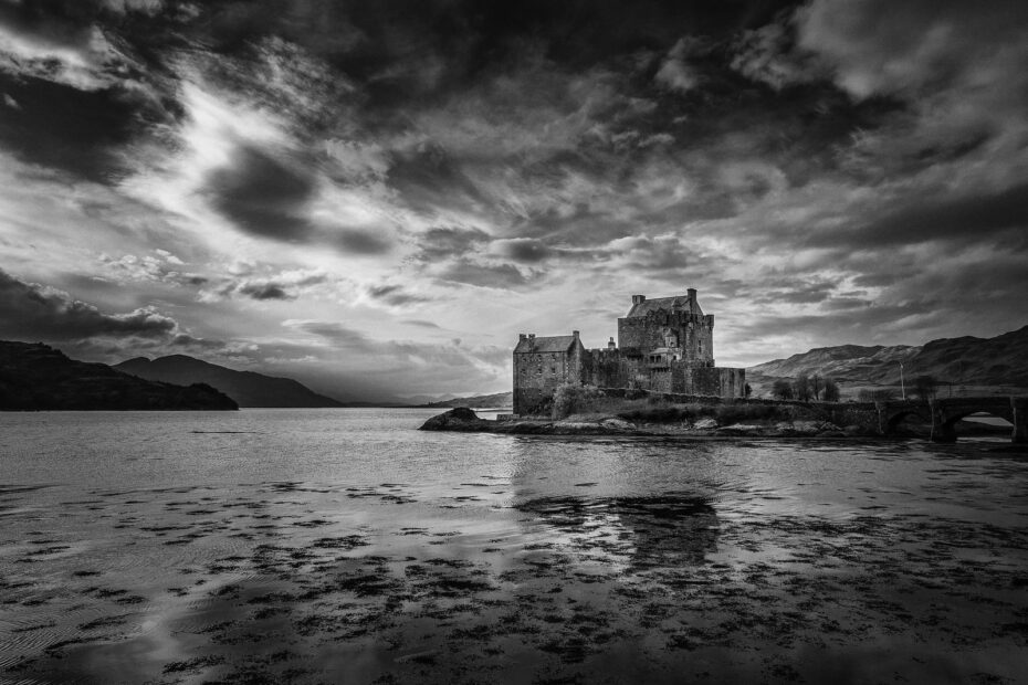 Château d’Eilean Donan : l’icône écossaise de Highlander et James Bond Le chateau de Eilean Donan bijou medieval d Ecosse 2 1 Le chateau de Eilean Donan bijou medieval d Ecosse 2