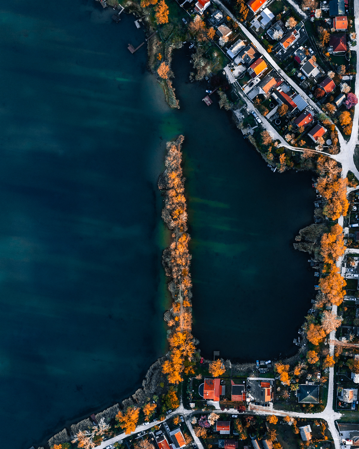 Les lacs de Délegyháza vus du ciel par Gabor Nagy Les lacs de Delegyhaza vus du ciel par Gabor Nagy hongrie 3 Les-lacs-de-Delegyhaza-vus-du-ciel-par-Gabor-Nagy-hongrie-3