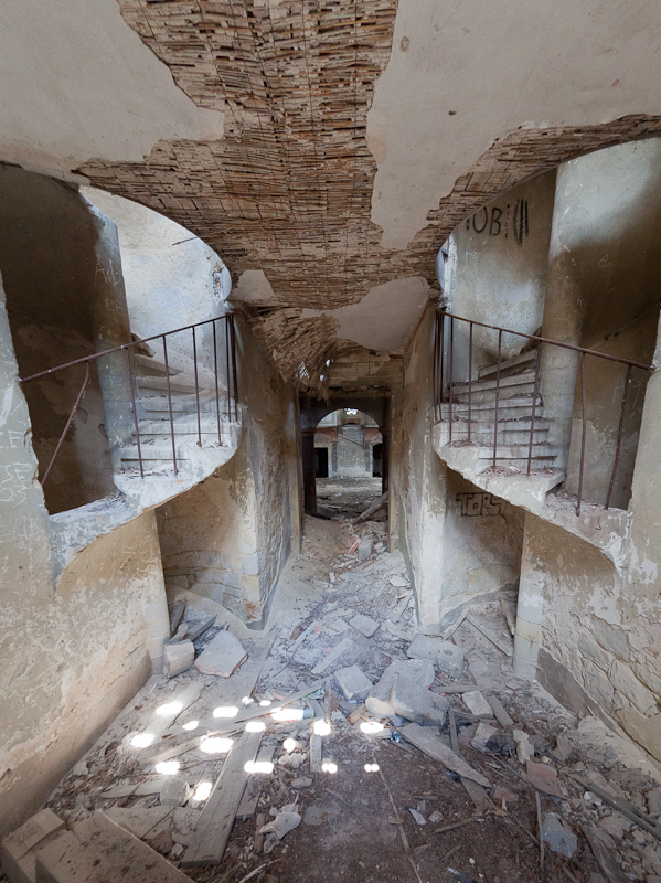 Les ruines de l'église protestante de Zeliszów par Stefaan Beernaert Les ruines de l eglise protestante de Zeliszow par Stefaan Beernaert 12 Les-ruines-de-l-eglise-protestante-de-Zeliszow-par-Stefaan-Beernaert-12