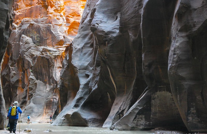 The Narrows - étroit canyon du Zion National Park The Narrows etroit canyon du Zion National Park 7 The-Narrows-etroit-canyon-du-Zion-National-Park-7