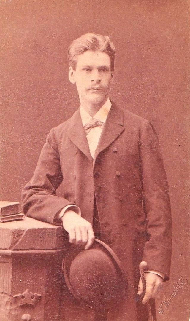 40 portraits d'hommes polonais de la fin du 19eme siècle 40 portraits d hommes polonais de la fin du 19eme siecle 34 40-portraits-d-hommes-polonais-de-la-fin-du-19eme-siecle-34