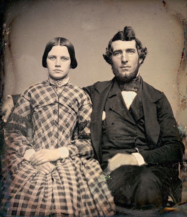 36 portraits de couples du milieu du 19eme siècle Des portraits de couples du milieu du 19eme siecle 1850 1860 23 Des-portraits-de-couples-du-milieu-du-19eme-siecle-1850-1860-23