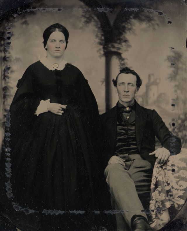 36 portraits de couples du milieu du 19eme siècle Des portraits de couples du milieu du 19eme siecle 1850 1860 24 Des-portraits-de-couples-du-milieu-du-19eme-siecle-1850-1860-24