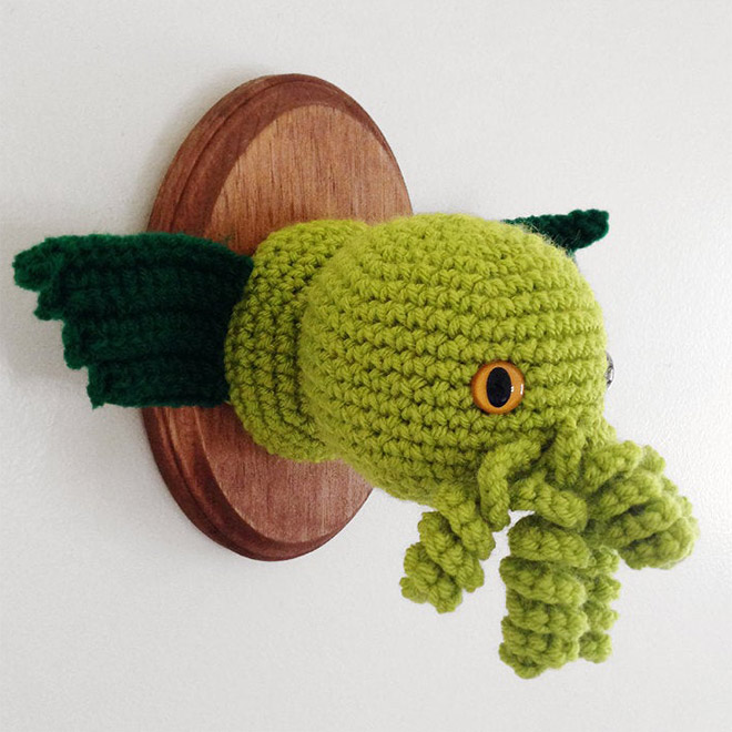 Des trophées sans chasser: la taxidermie en tricot Des trophees sans chasser la taxidermie en tricot chtulu Des-trophees-sans-chasser-la-taxidermie-en-tricot-chtulu