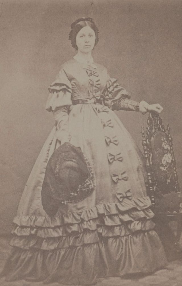 Les anges des champs de bataille: portraits d'infirmières de la guerre de Sécession Les anges des champs de bataille portraits d infirmieres de la guerre de secession 31 Les-anges-des-champs-de-bataille-portraits-d-infirmieres-de-la-guerre-de-secession-31