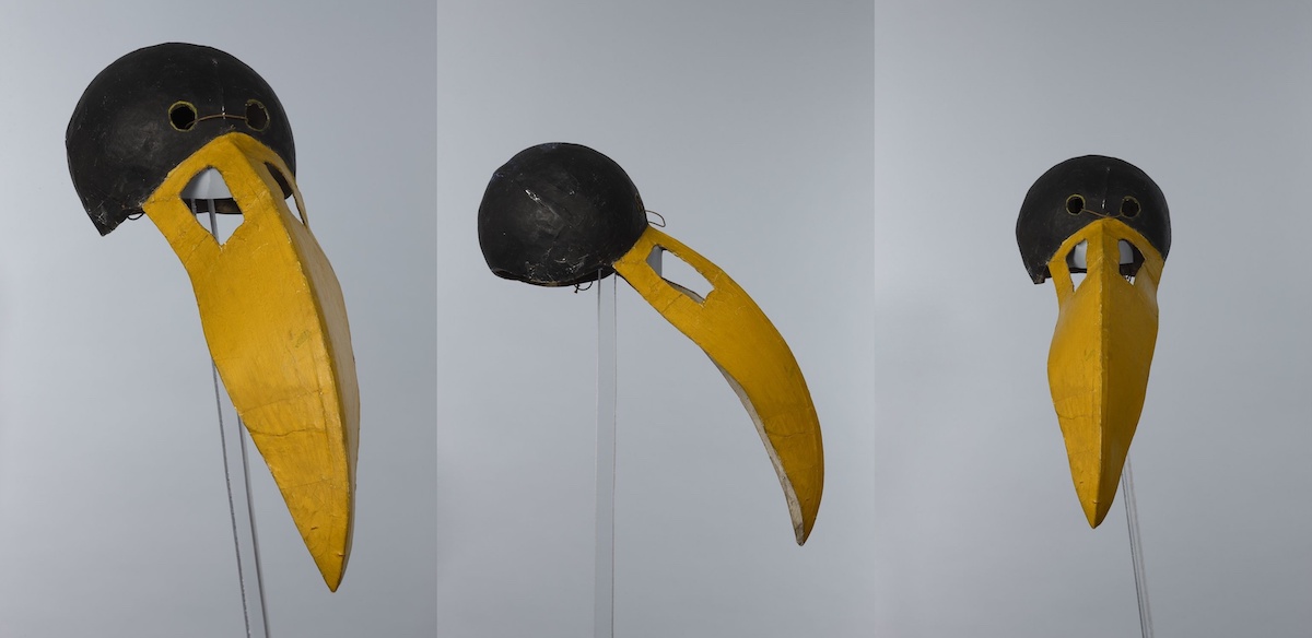 Les masques d'animaux de Guy-Pierre Fauconnet Les masques d animaux de Guy Pierre Fauconnet 11 Tiecelin le corbeau Les-masques-d-animaux-de-Guy-Pierre-Fauconnet-11-Tiecelin-le-corbeau