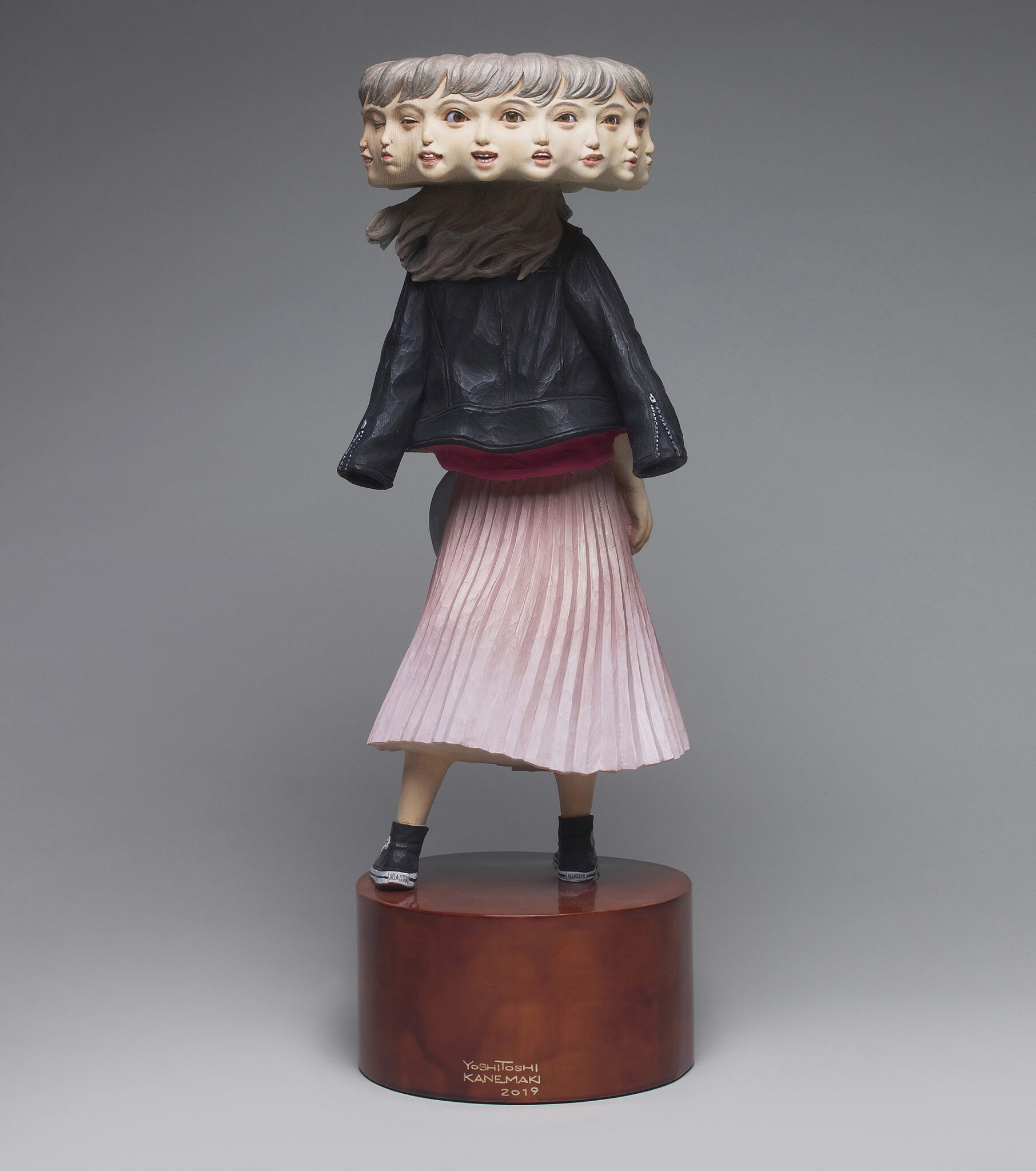 Les sculptures de personnages avec des glitchs traduisant les émotions de Yoshitoshi Kanemaki Les sculptures de personnages avec des glitchs traduisant les emotions de Yoshitoshi Kanemaki 5 Les-sculptures-de-personnages-avec-des-glitchs-traduisant-les-emotions-de-Yoshitoshi-Kanemaki-5