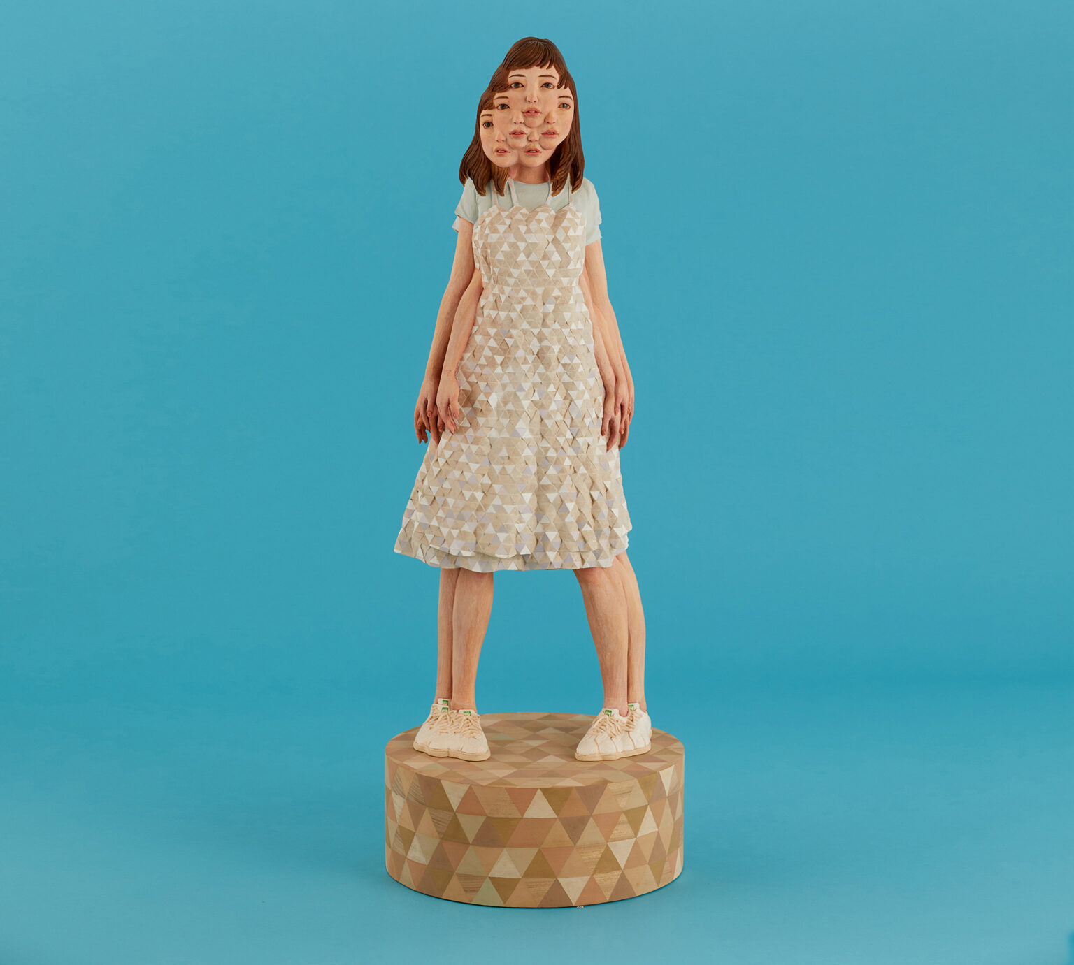 Les sculptures de personnages avec des glitchs traduisant les émotions de Yoshitoshi Kanemaki Les sculptures de personnages avec des glitchs traduisant les emotions de Yoshitoshi Kanemaki 6 Les-sculptures-de-personnages-avec-des-glitchs-traduisant-les-emotions-de-Yoshitoshi-Kanemaki-6