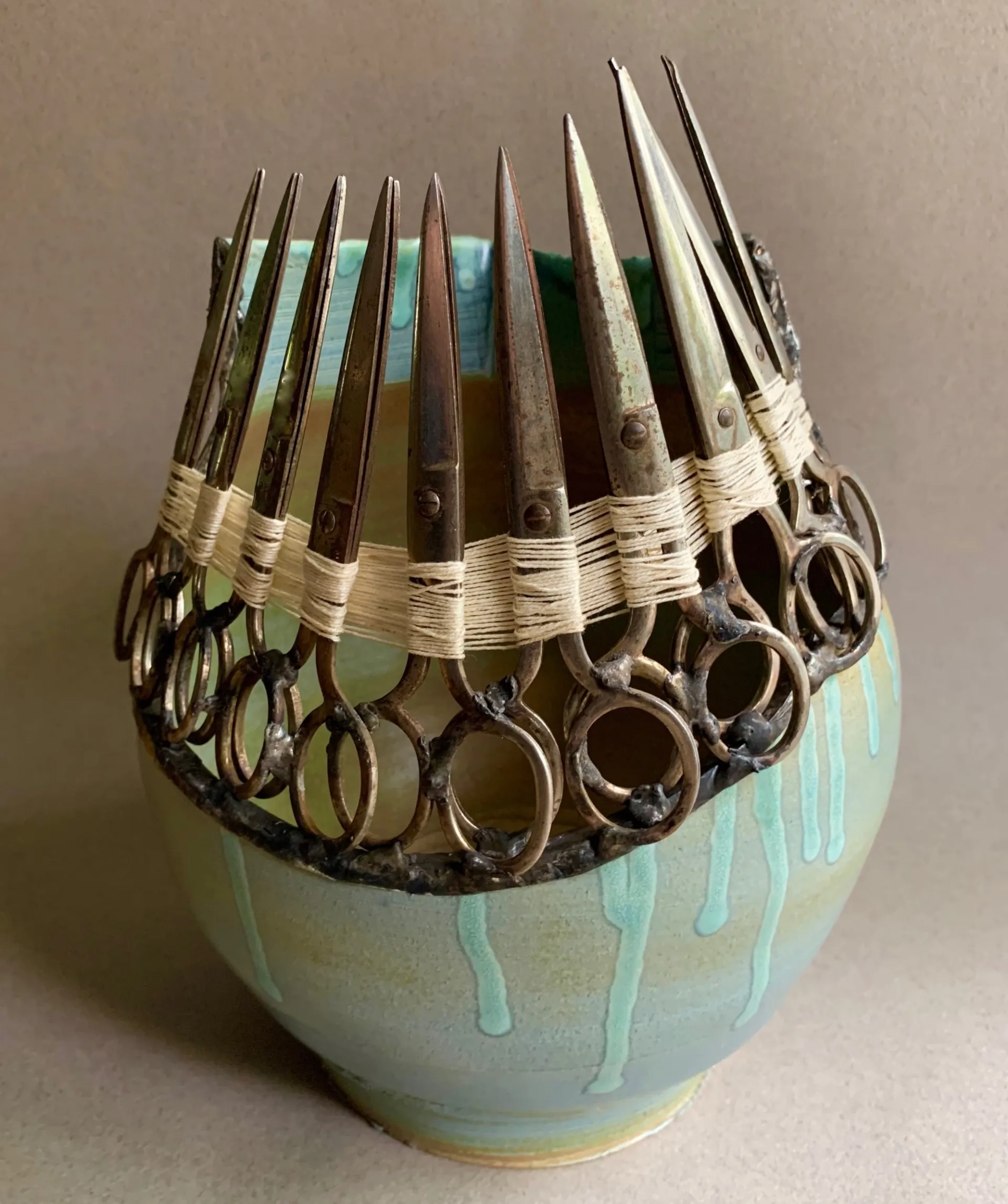 De nouvelles compositions de porcelaines brisées par Glen Taylor De nouvelles compositions de porcelaines brisees par Glen Taylor 4 De-nouvelles-compositions-de-porcelaines-brisees-par-Glen-Taylor