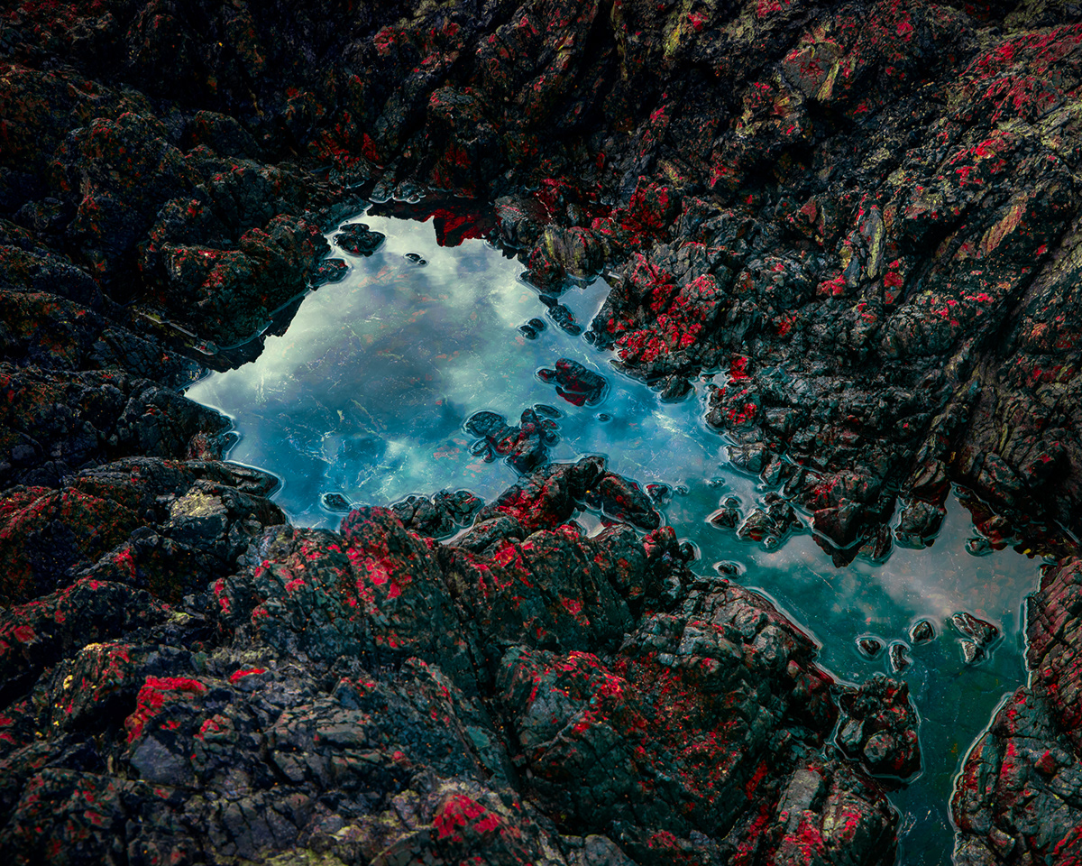 Kynance - les rochers volcaniques surréalistes de Tom Leighton Kynance les rochers volcaniques surrealistes de Tom Leighton 11 Kynance-les-rochers-volcaniques-surrealistes-de-Tom-Leighton-11