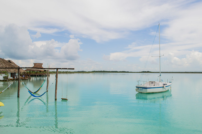 La lagune aux 7 couleurs de Bacalar La lagune aux 7 couleurs de Bacalar yucatan mexique 13 La-lagune-aux-7-couleurs-de-Bacalar-yucatan-mexique-13