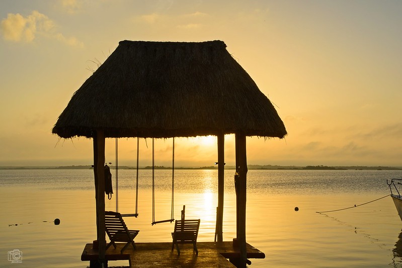 La lagune aux 7 couleurs de Bacalar La lagune aux 7 couleurs de Bacalar yucatan mexique 16 La-lagune-aux-7-couleurs-de-Bacalar-yucatan-mexique-16