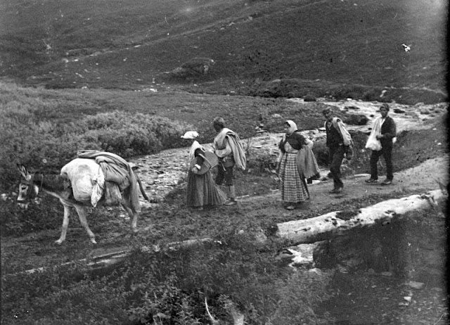 La vie à Bagnères-de-Luchon à la fin du 19ème siècle La vie a Bagneres de Luchon a la fin du 19eme siecle 15 La-vie-a-Bagneres-de-Luchon-a-la-fin-du-19eme-siecle-15