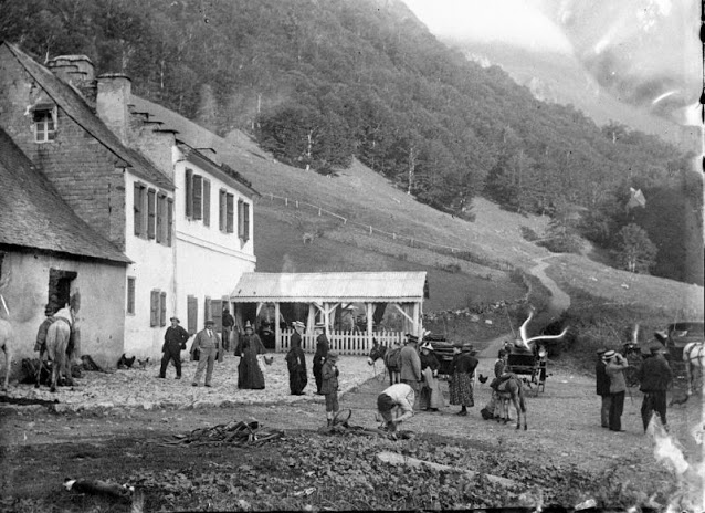 La vie à Bagnères-de-Luchon à la fin du 19ème siècle La vie a Bagneres de Luchon a la fin du 19eme siecle 19 La-vie-a-Bagneres-de-Luchon-a-la-fin-du-19eme-siecle-19
