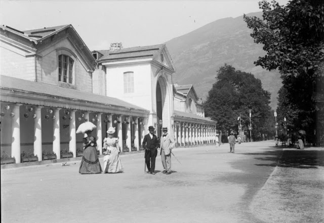 La vie à Bagnères-de-Luchon à la fin du 19ème siècle La vie a Bagneres de Luchon a la fin du 19eme siecle 38 La-vie-a-Bagneres-de-Luchon-a-la-fin-du-19eme-siecle-38