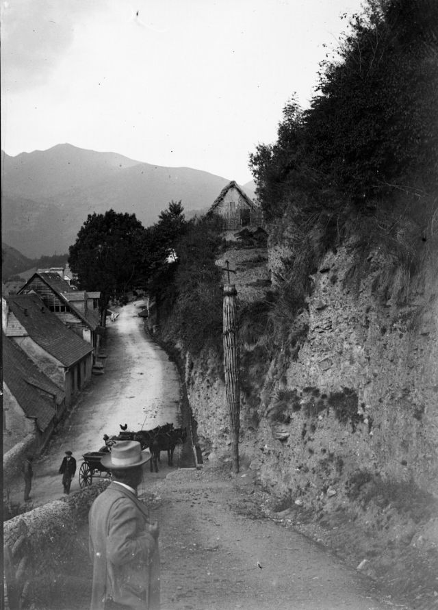 La vie à Bagnères-de-Luchon à la fin du 19ème siècle La vie a Bagneres de Luchon a la fin du 19eme siecle 43 La-vie-a-Bagneres-de-Luchon-a-la-fin-du-19eme-siecle-43
