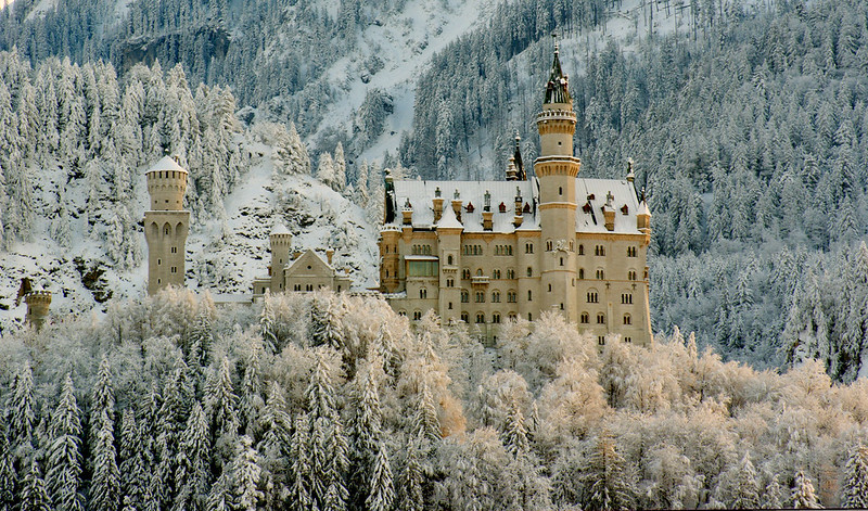 Le château de Neuschwanstein , un château de conte de fée pour de vrai Le chateau de Neuschwanstein un chateau de conte de fee pour de vrai walt disney 5 Le-chateau-de-Neuschwanstein-un-chateau-de-conte-de-fee-pour-de-vrai-walt-disney-5