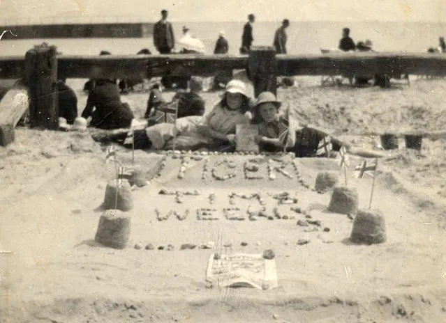 Sur la plage au Royaume Uni dans les années 1900 Sur la plage au Royaume Uni dans les annees 1900 periode edouardienne 15 Sur-la-plage-au-Royaume-Uni-dans-les-annees-1900-periode-edouardienne-15