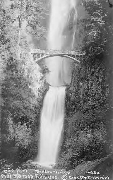 Benson Bridge et Multnomah Falls vers 1916 en Oregon Benson Bridge et Multnomah Falls vers 1916 en Oregon