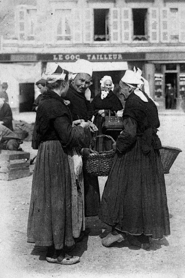 35 cartes postales vintage de la bretagne rurale vers 1900 35 cartes postales vintage de la bretagne rurale vers 1900 france campagne 2 35-cartes-postales-vintage-de-la-bretagne-rurale-vers-1900-france-campagne