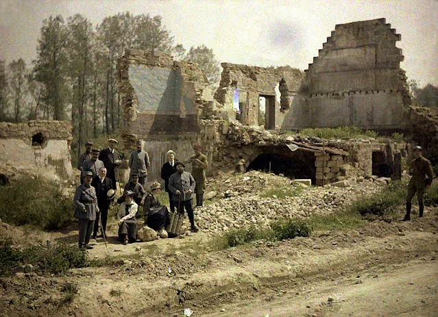 40 photos couleurs rares de la première guerre mondiale par Fernand Cuville 40 photos couleurs rares de la premiere guerre mondiale par Fernand Cuville 30 40-photos-couleurs-rares-de-la-premiere-guerre-mondiale-par-Fernand-Cuville