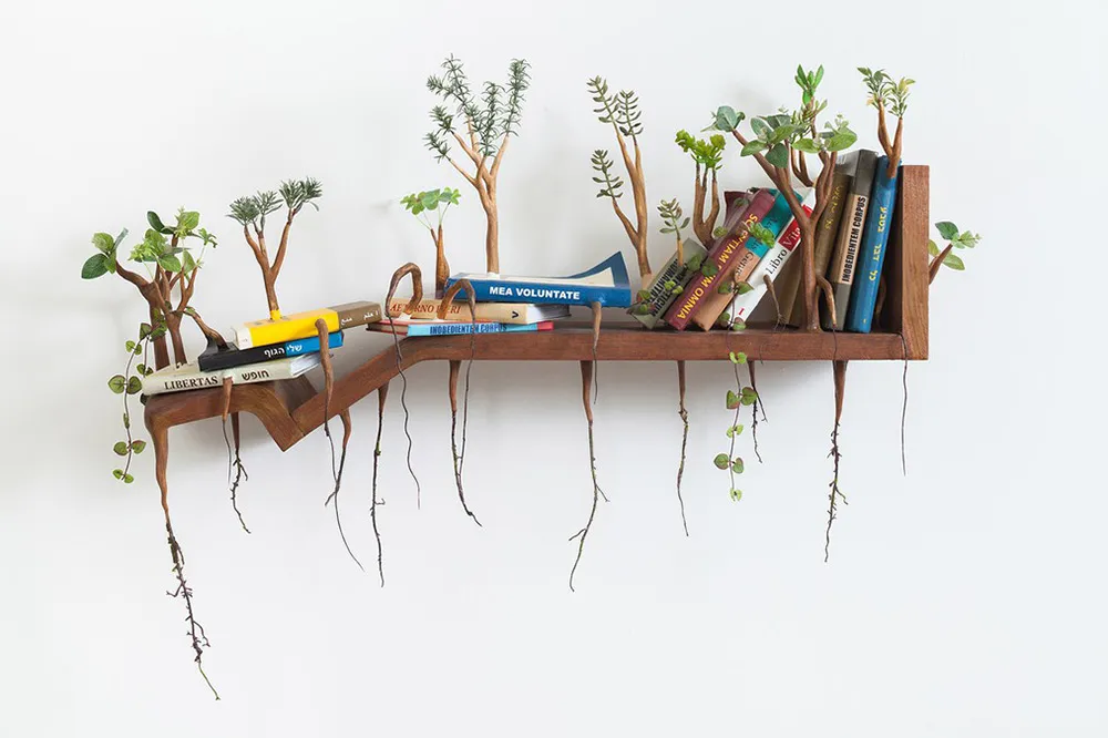 Des branches et des feuilles poussent des objets du quotidien par Camille Kachani Des branches et des feuilles poussent des objets du quotidien par Camille Kachani 7 Des-branches-et-des-feuilles-poussent-des-objets-du-quotidien-par-Camille-Kachani