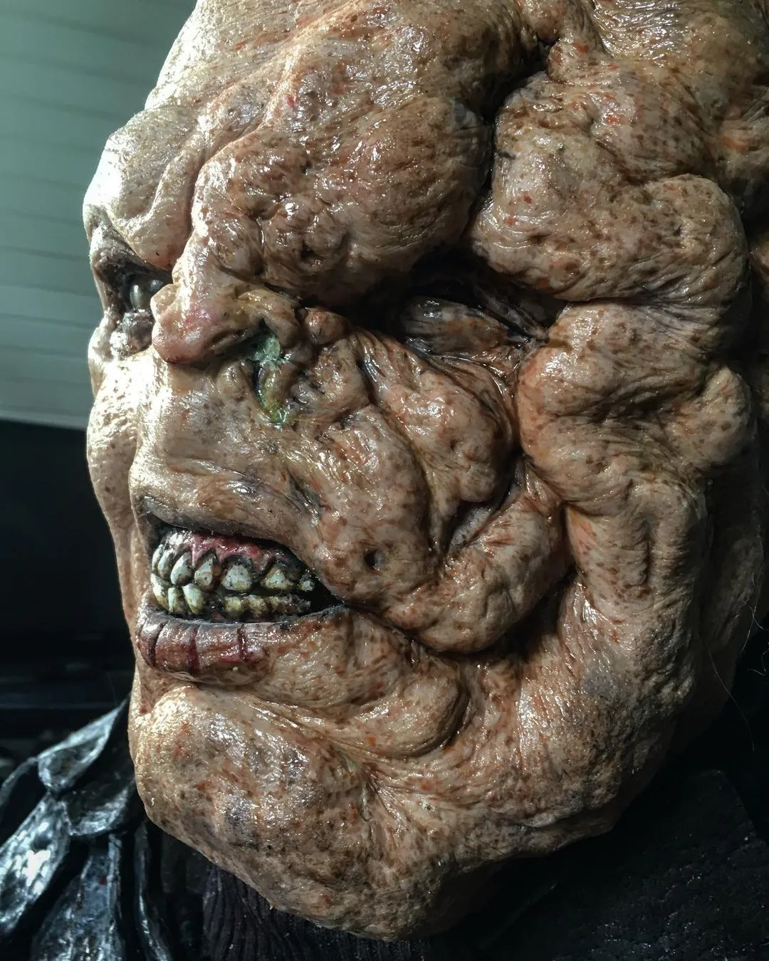 Des bustes de villains hyperréalistes par Joop Bongaerts Des bustes de villains hyperrealistes par Joop Bongaerts 6 Des-bustes-de-villains-hyperrealistes-par-Joop-Bongaerts