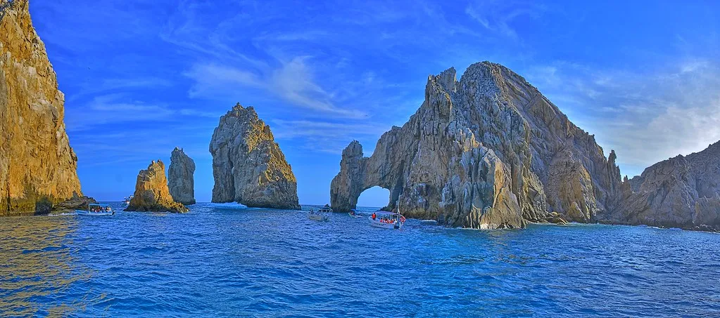 El Arco - la magnifique arche de Cabo San Lucas El Arco la magnifique arche de Cabo San Lucas mexique californie 2 webp El-Arco-la-magnifique-arche-de-Cabo-San-Lucas-mexique-californie