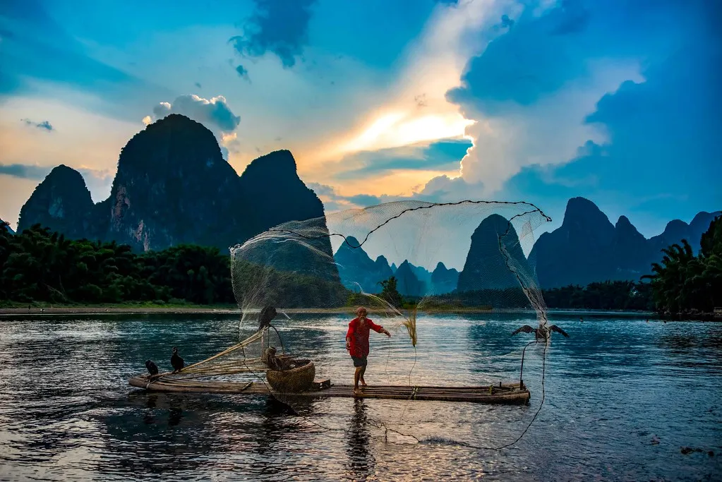 La rivière Li et ses paysages de pains de sucre karstiques La riviere Li et ses paysages de pains de sucre karstiques 3 La-riviere-Li-et-ses-paysages-de-pains-de-sucre-karstiques