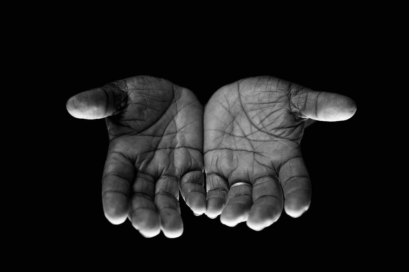 Project Hands - des portraits de mains par Anelia Loubser Project Hands des portraits de mains par Anelia Loubser 15 Project-Hands-des-portraits-de-mains-par-Anelia-Loubser