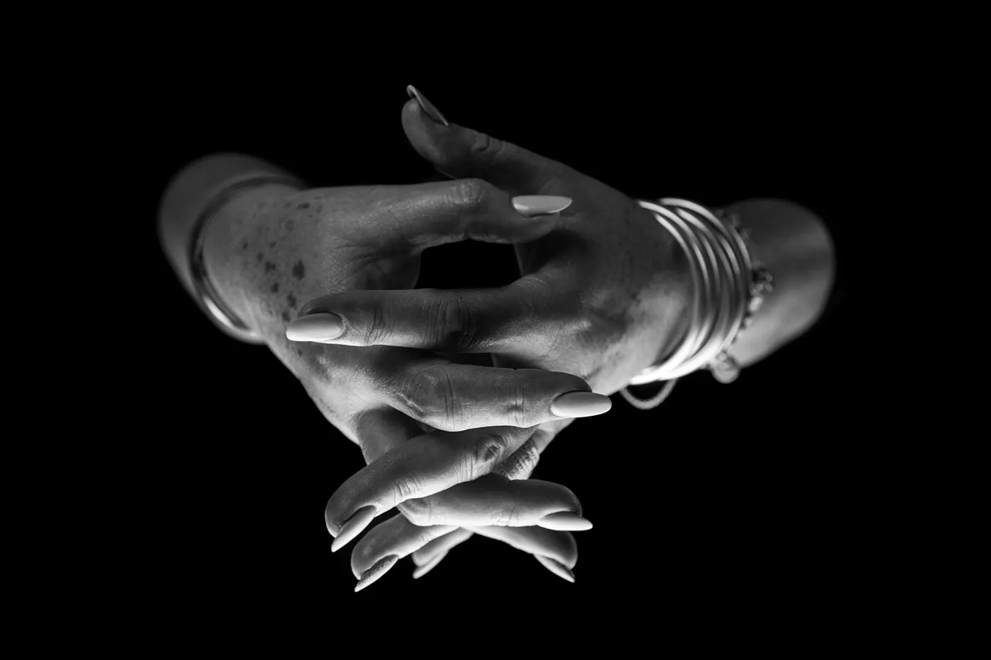 Project Hands - des portraits de mains par Anelia Loubser Project Hands des portraits de mains par Anelia Loubser 8 Project-Hands-des-portraits-de-mains-par-Anelia-Loubser