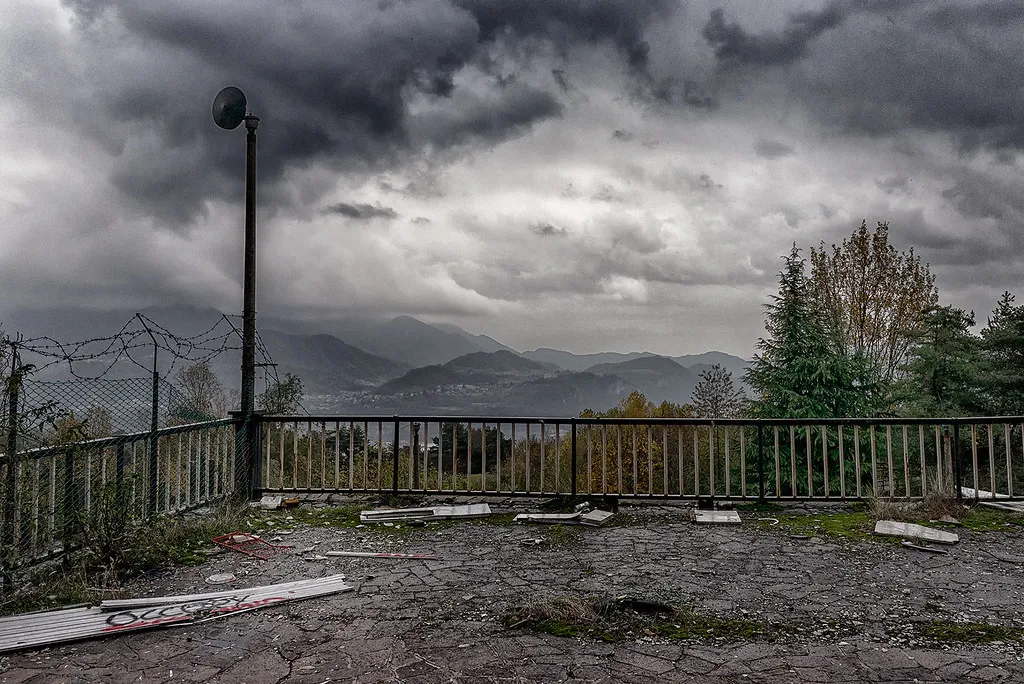 Consonno - la ville des jouets - le Las Vegas italien abandonné Consonno la ville des jouets le Las Vegas italien abandonne lombardie italie urbex 4 Consonno-la-ville-des-jouets-le-Las-Vegas-italien-abandonne-lombardie-italie-urbex-4