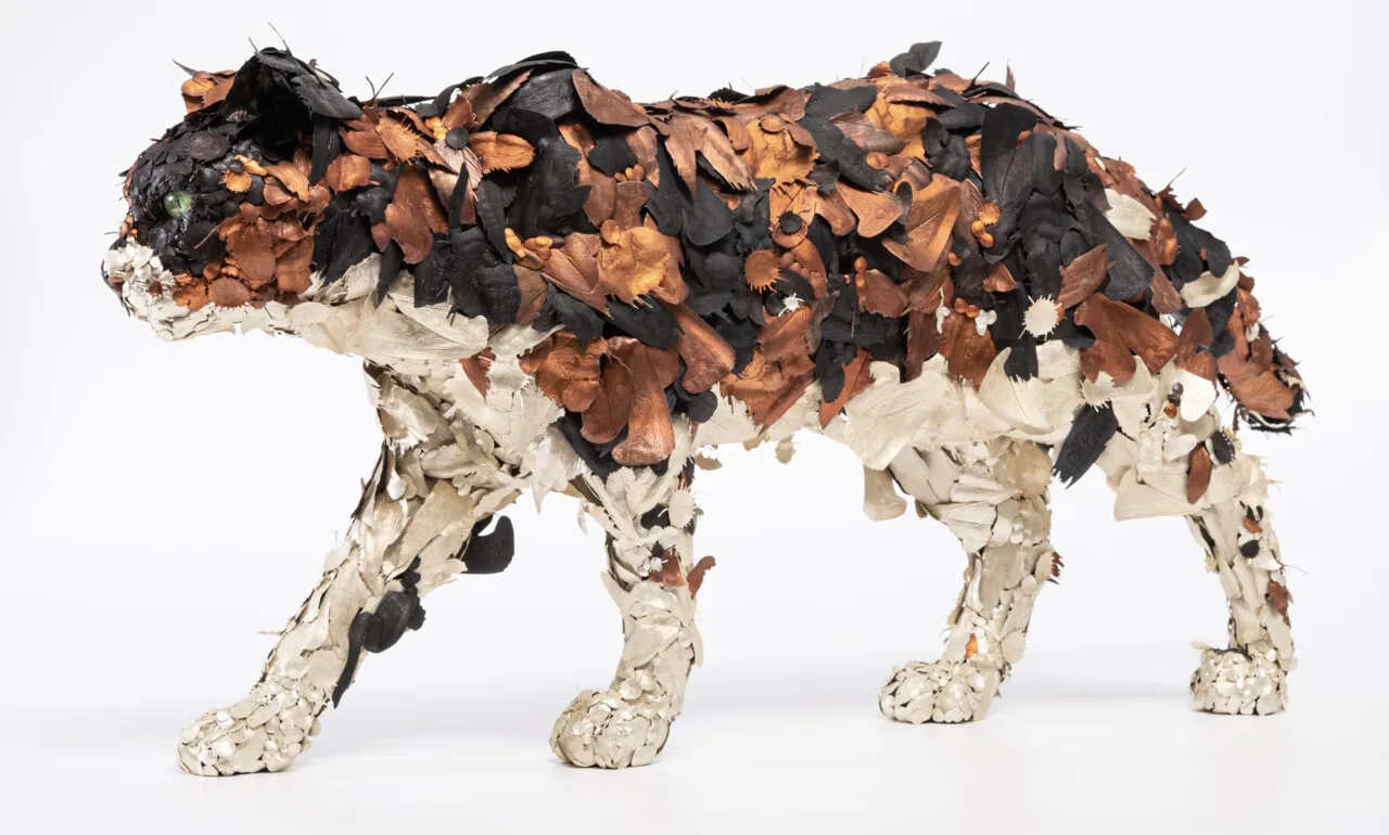 Des sculptures d’animaux en feuilles de métal par Taiichiro Yoshida Des sculptures d animaux en feuilles de metal par Taiichiro Yoshida 6 chat Des-sculptures-d-animaux-en-feuilles-de-metal-par-Taiichiro-Yoshida-6-chat