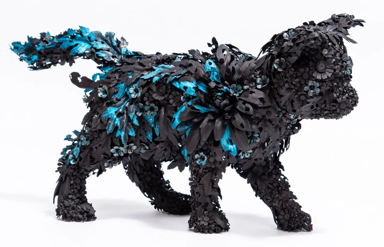 Des sculptures d’animaux en feuilles de métal par Taiichiro Yoshida Des sculptures d animaux en feuilles de metal par Taiichiro Yoshida 6 chiot Des-sculptures-d-animaux-en-feuilles-de-metal-par-Taiichiro-Yoshida-6-chiot