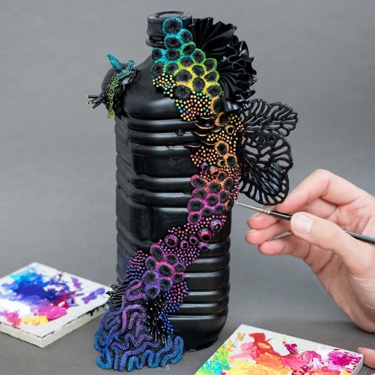 La nature reprend ses droits sur les déchets : les écosystèmes coralliens de Stéphanie Kilgast La transformation de dechets en ecosysteme par Stephanie Kilgast 1 La-transformation-de-dechets-en-ecosysteme-par-Stephanie-Kilgast-1