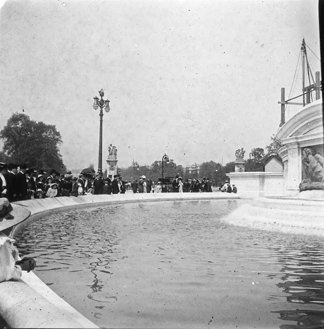 Londres en 1900 vue par un touriste russe Londres en 1900 vue par un touriste russe 17 Londres-en-1900-1909-vue-par-un-touriste-russe