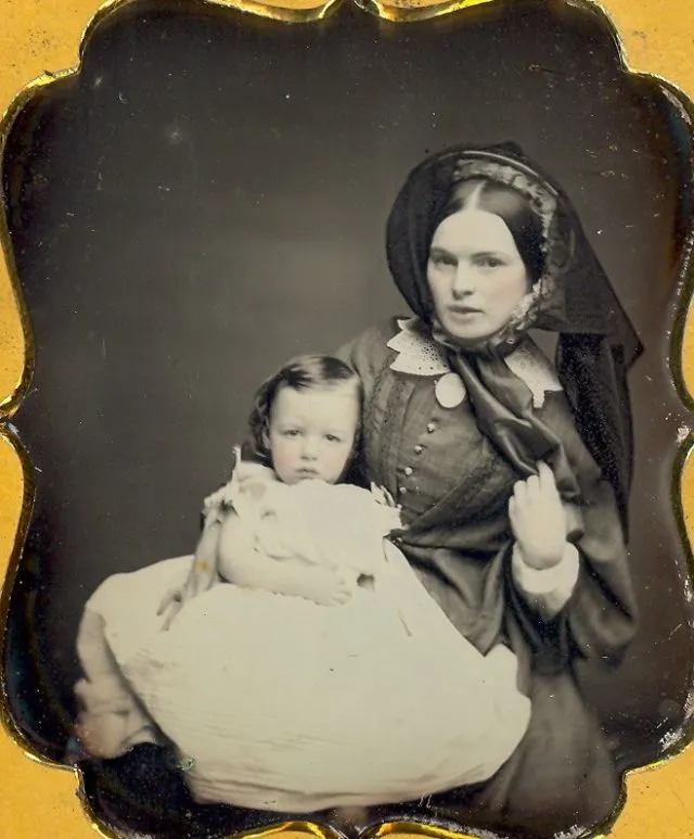 32 daguerréotypes de mamans avec leurs enfants au milieu du 19eme siècle 32 daguerreotypes de mamans avec leurs enfants au milieu du 19eme siecle 2 32 daguerreotypes de mamans avec leurs enfants au milieu du 19eme siecle 2