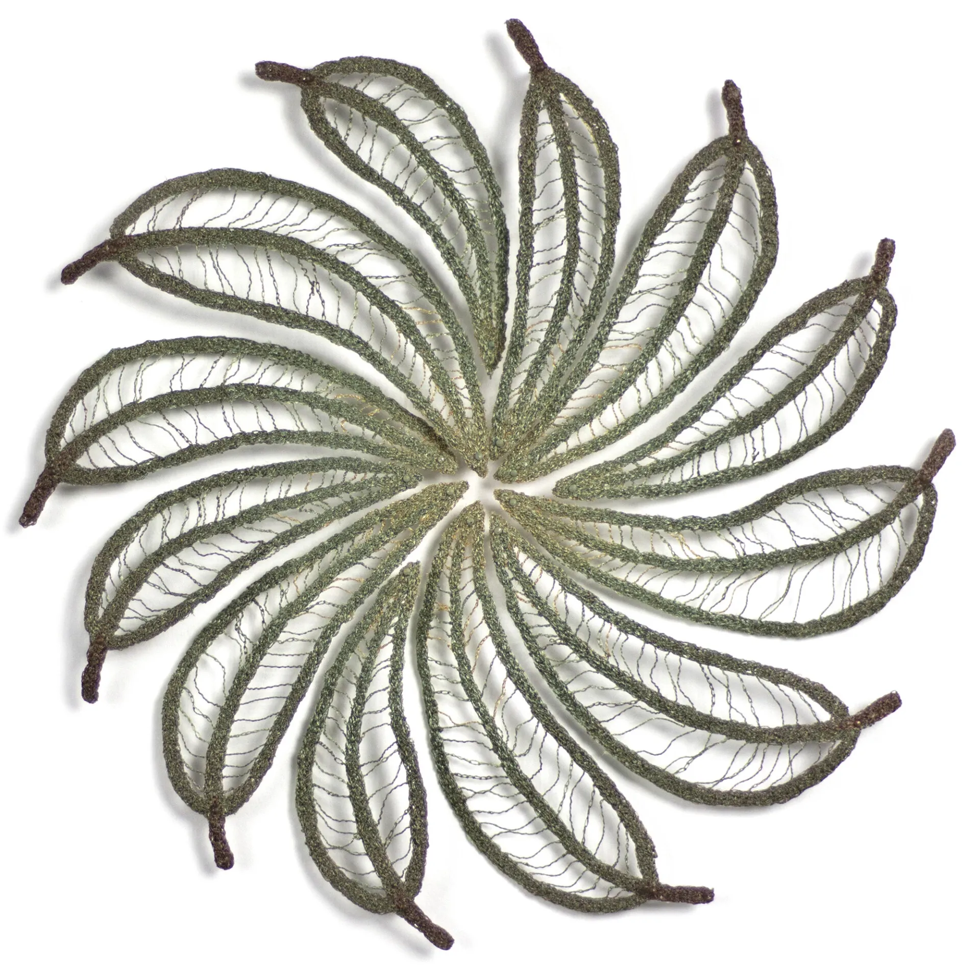 Du corail en broderie par Meredith Woolnough Du corail en broderie par Meredith Woolnough 2 Du corail en broderie par Meredith Woolnough 2