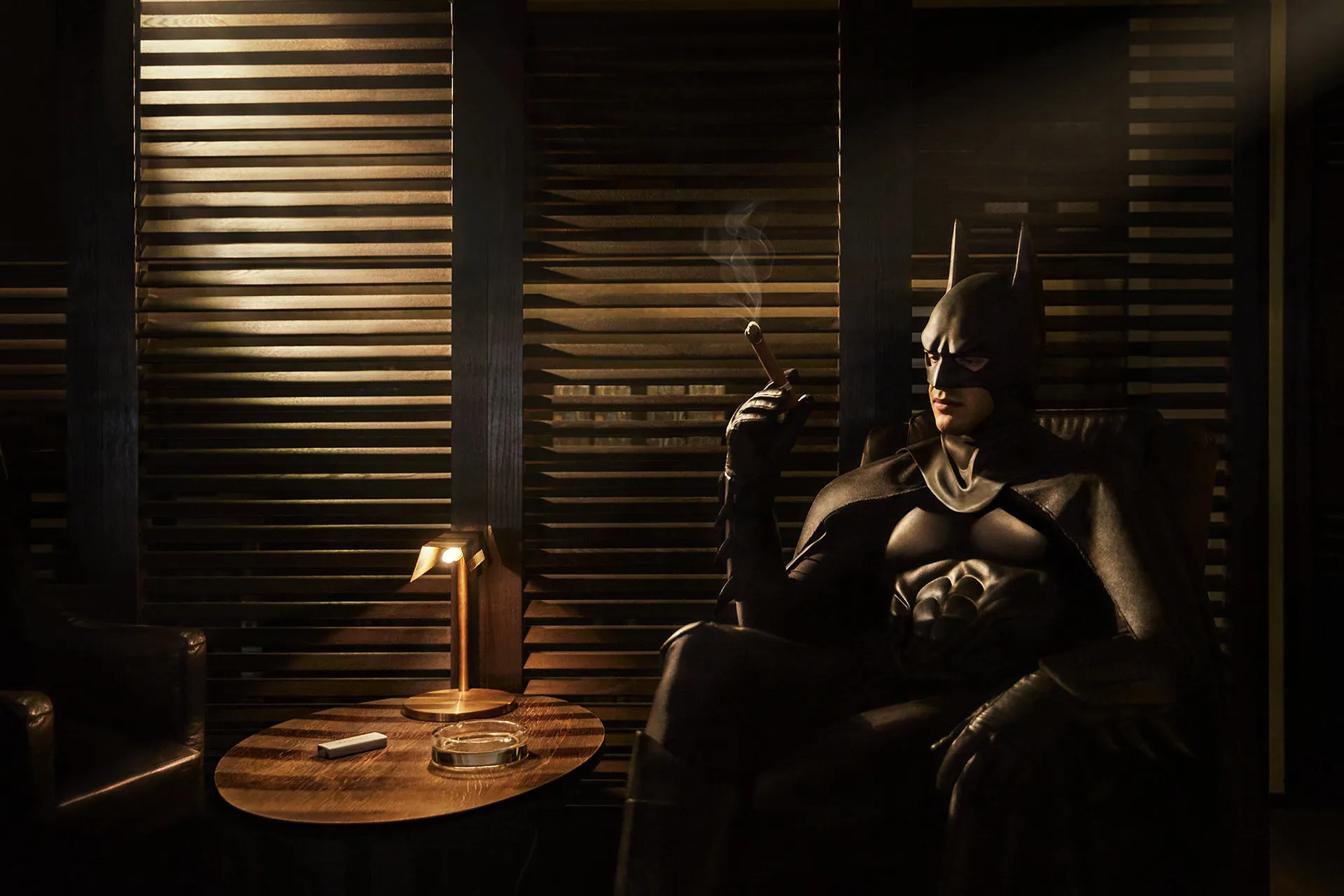 La triste oisiveté du quotidien de Batman La triste oisivete du quotidien de Batman vie reelle parodie 7 La-triste-oisivete-du-quotidien-de-Batman-vie-reelle-parodie