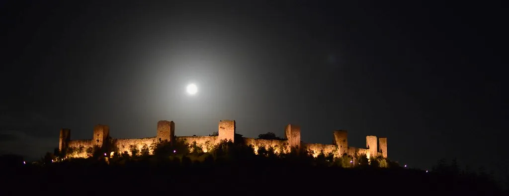 Monteriggioni - magnifique village fortifié de Toscane Monteriggioni magnifique village fortifie de Toscane 7 Monteriggioni magnifique village fortifie de Toscane 7