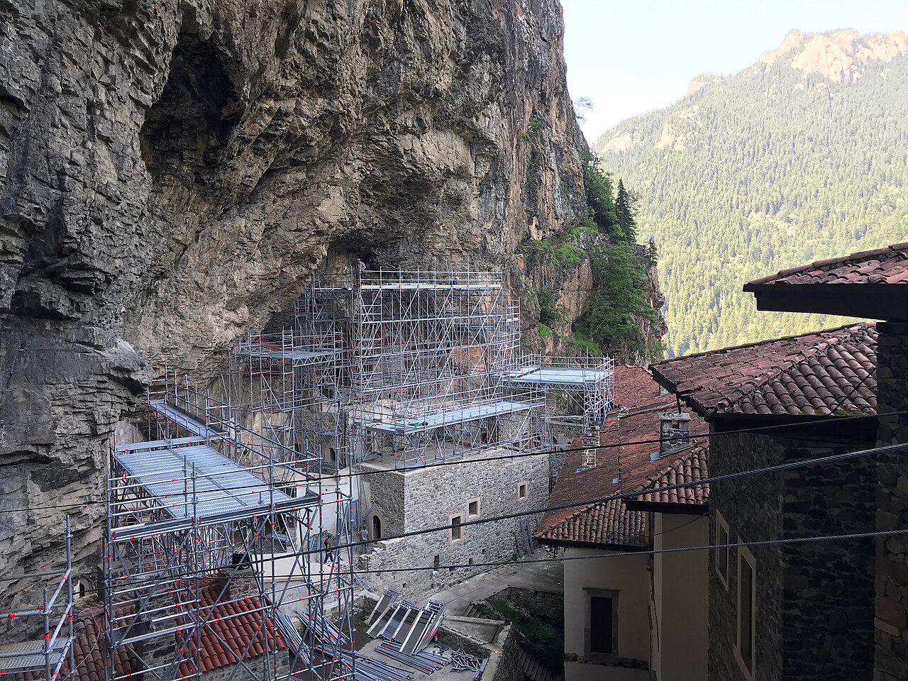 chantier restauration monastere de Sumela chantier restauration monastere de Sumela