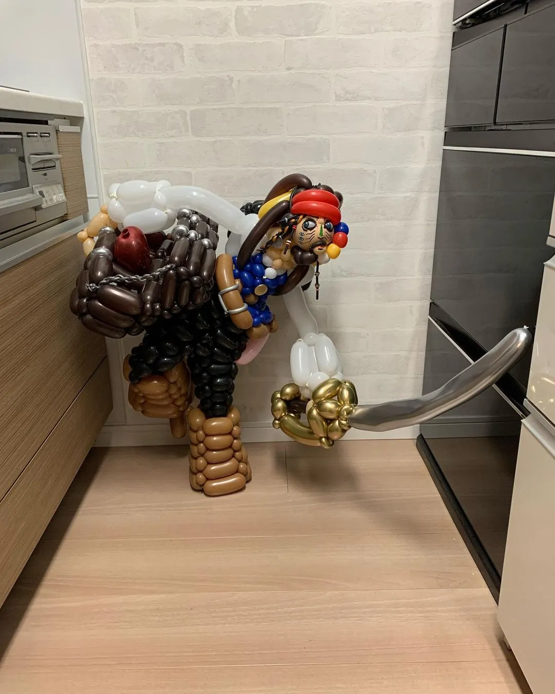 Les sculptures de ballons de baudruche de Ryo Kajiyama les sculptures de ballons de baudruche de Ryo Kajiyama 12 jack sparrow les-sculptures-de-ballons-de-baudruche-de-Ryo-Kajiyama-12-jack-sparrow