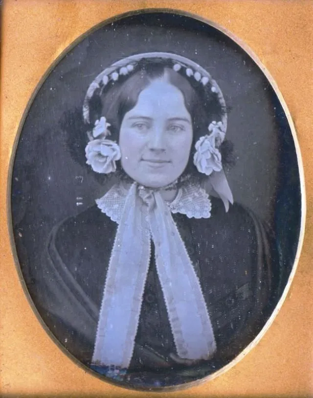 30 portraits de personnes souriantes, rares au 19eme siècle 30 portraits de personnes souriantes rares au 19eme siecle daguerreotype 3 30-portraits-de-personnes-souriantes-rares-au-19eme-siecle-daguerreotype